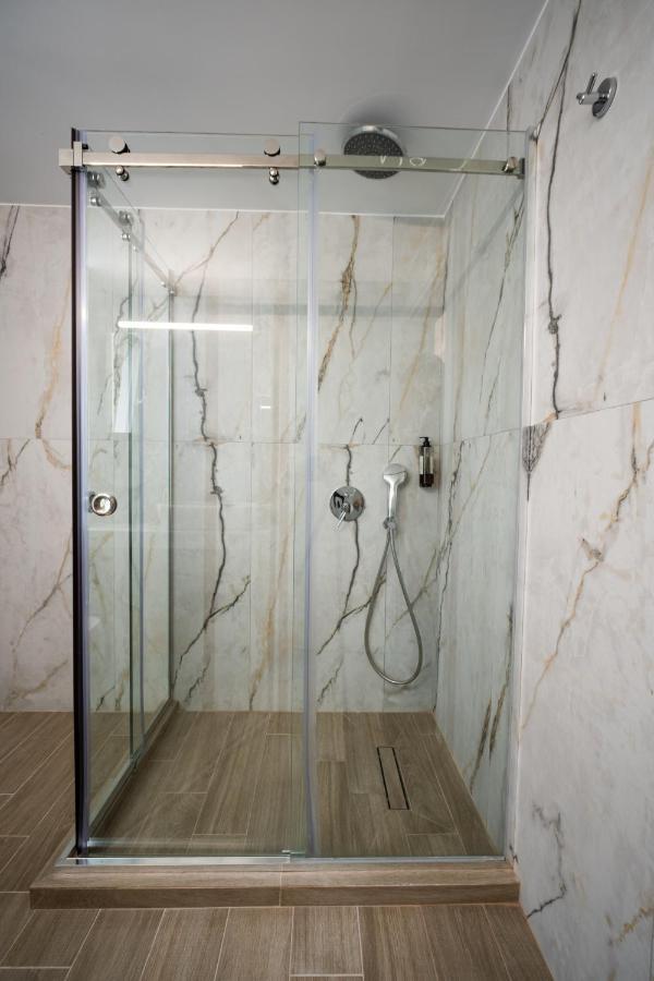 Agias Sofias Svolou Center 2 Appartement Thessaloniki Buitenkant foto