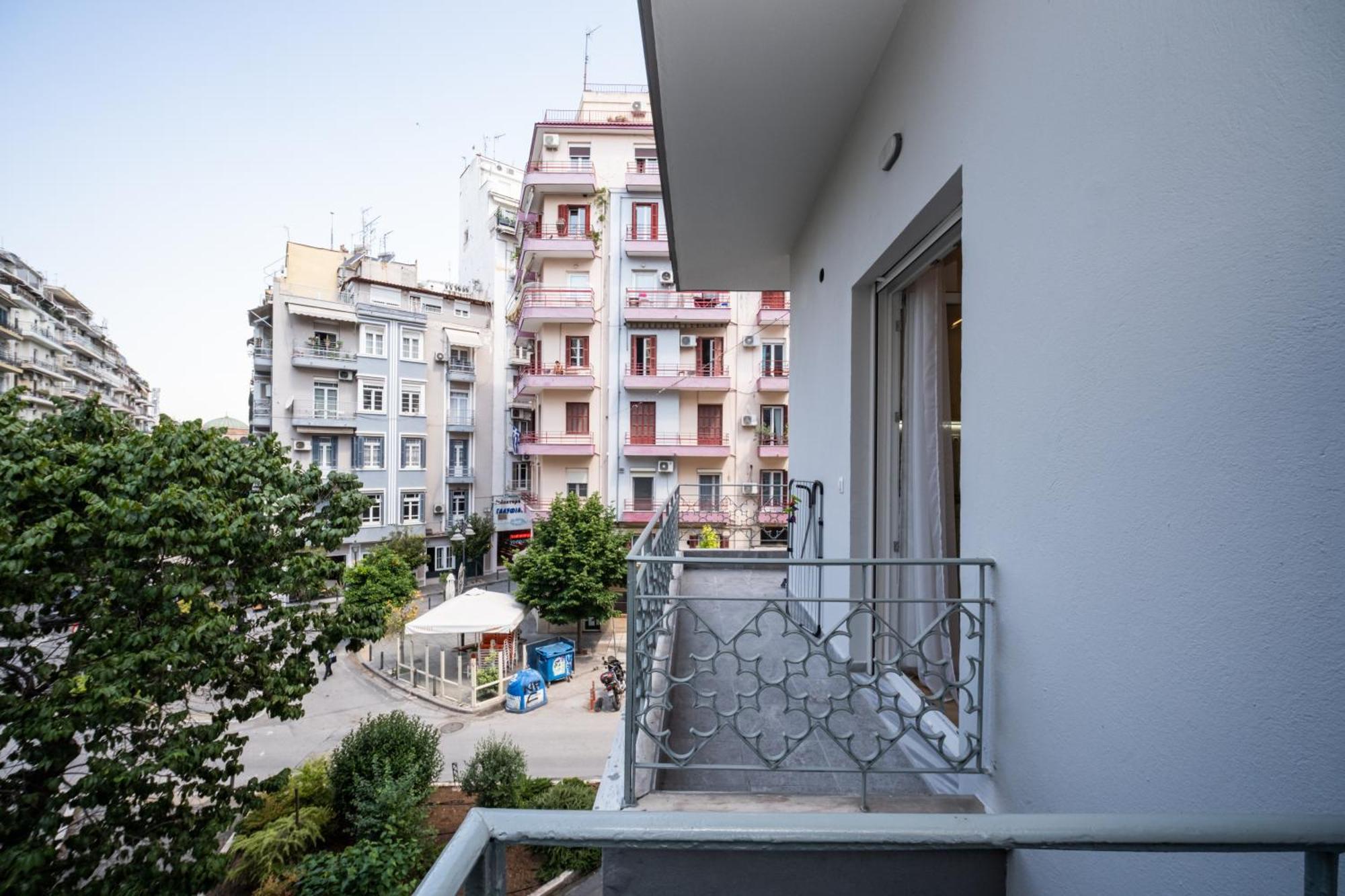 Agias Sofias Svolou Center 2 Appartement Thessaloniki Buitenkant foto